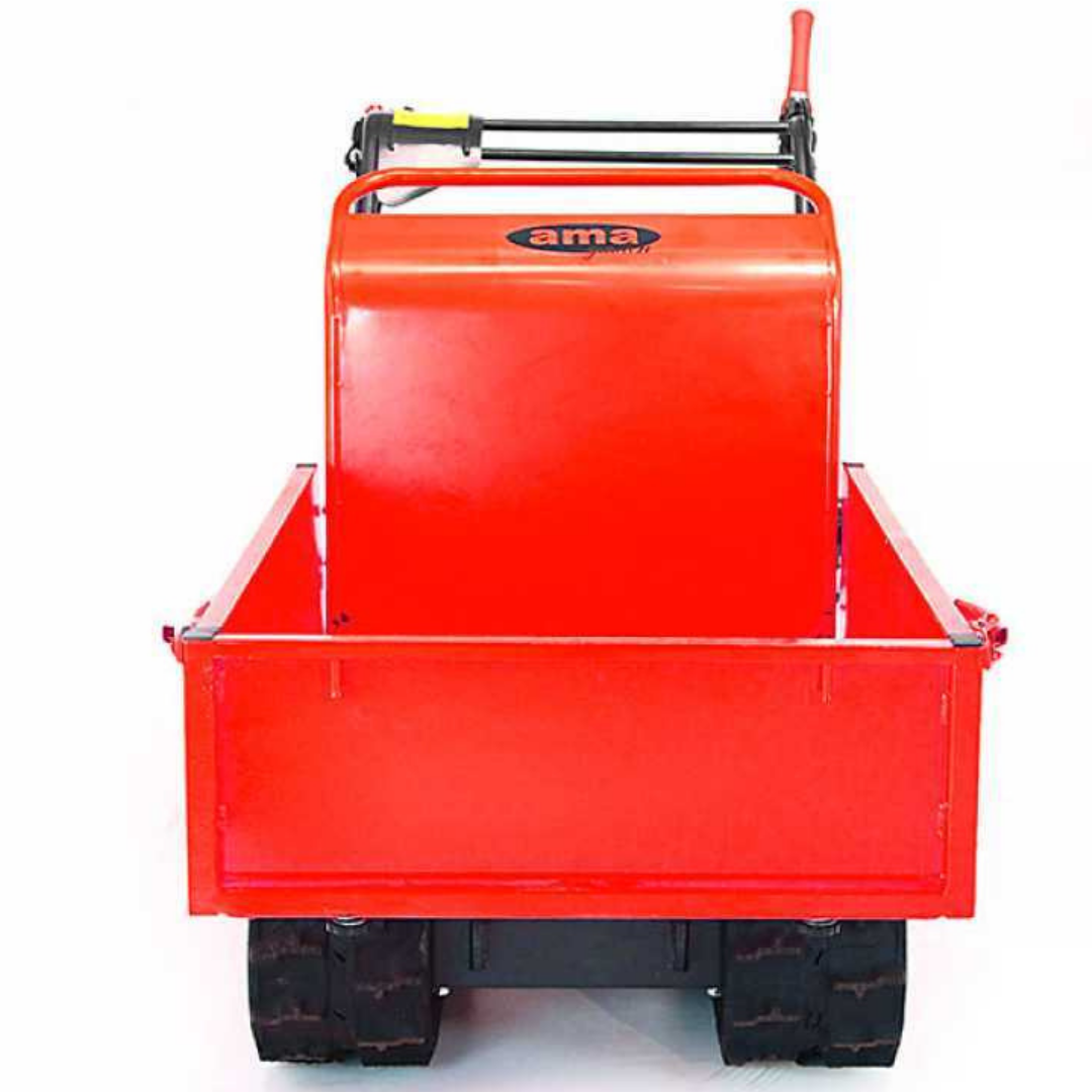 Motocarriola cingolata AMA TAG300T con motore Loncin 6,5 Hp e 196 CC, portata 300 Kg, ribaltamento assistito a molla a gas, 3 marce avanti e 1 retro. Ideale per lavori gravosi, con sistema auto-frenante per massima sicurezza e prestazioni eccellenti su ogni terreno.