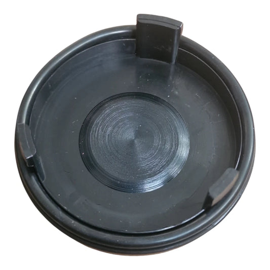 Acquista il tappo volante originale Fiat New Holland codice 5167653. Compatibile con trattori serie 90, 88, F, TL, TD, TM e TS. Ricambio OEM affidabile per manutenzione e restauro trattori agricoli.