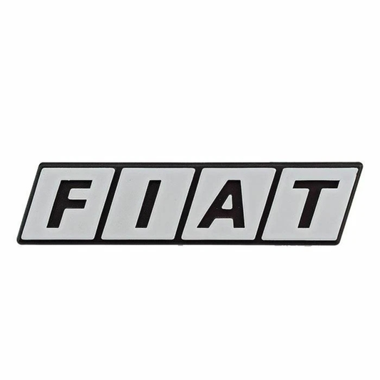 Stemma Fiat Serie 90 originale 5131984. Logo/emblema in rilievo con fissaggio a vite, compatibile con trattori Fiat Serie 90 da 55/90 a 180/90 DT