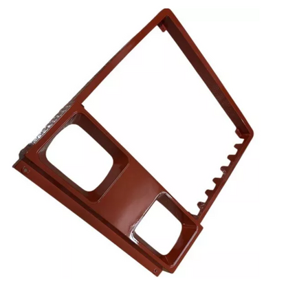 Calandra trattore Fiat serie 80 e 90 (130/90 140/90 180/90) e Ford 8430-8830. Ricambio robusto per protezione motore e radiatore. Spedizione veloce garantita!