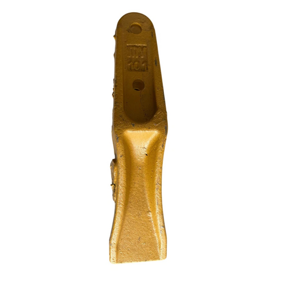Dente a forcella Fiat 8269750 per pala meccanica FL4. Ricambio in acciaio rinforzato, resistente e durevole, ideale per lavori gravosi