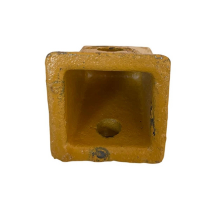 Capsula dente verticale per benna miniescavatori ed escavatori. Ricambio robusto, durevole e antiusura. Facile da montare. Qualità Made in Italy.