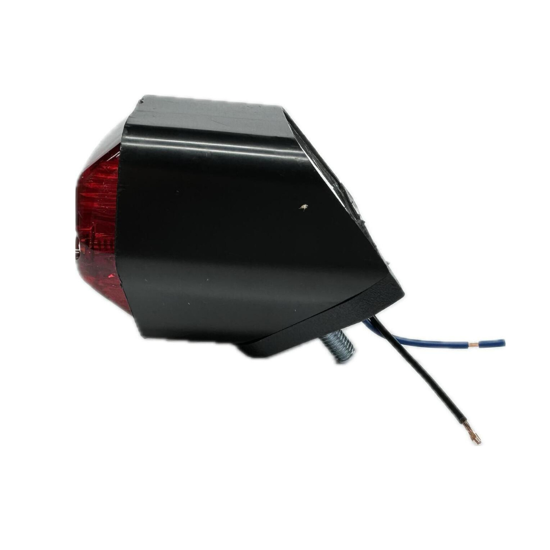 Fanale fanalino posteriore rosso SX FIAT 5119323 per trattori Serie Oro. Compatibile con 355C, 455C, 505C, 605C, 555C, 540, 640, 805C. Resistente e affidabile.