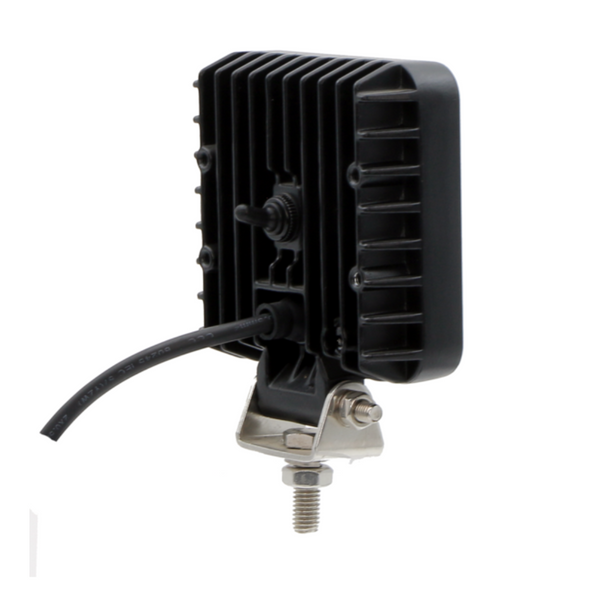 Faro LED quadrato 10,5W, 1800 lumen, IP67 con interruttore. 12 LED, raggio ampio, 10–30V. Robusto, compatto, ideale per trattori e veicoli industriali.