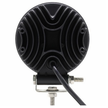 Faro LED rotondo Ø110mm 27W 2025 lumen, 9 LED, IP67. Ampio raggio, 10–36V. Ideale per trattori, off-road e mezzi da lavoro. Installazione universale.
