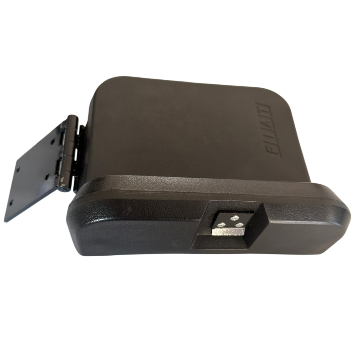Sedile passeggero richiudibile con cerniera per trattori Fiat Fiatagri Serie 90 e 94. Misure 32x28 cm, interasse fori 8,5x5 cm, adattabile. 80.90 110.90 100.90