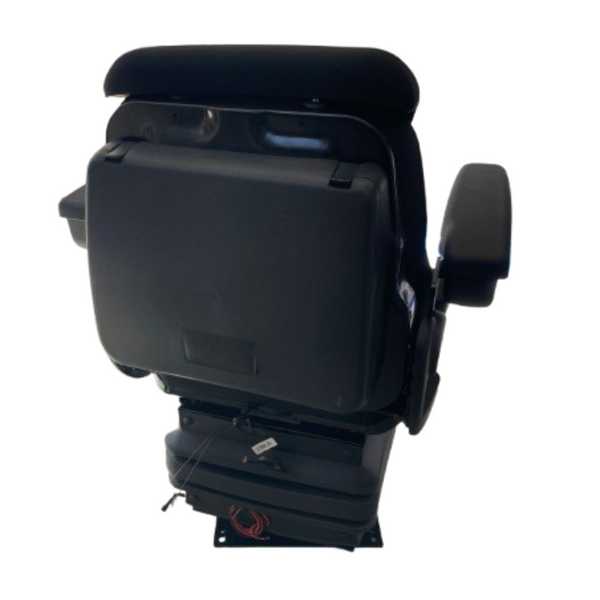 Sedile universale per trattori ed escavatori con molleggio pneumatico, riscaldamento integrato e comfort ergonomico. Ideale per uso agricolo e industriale.
