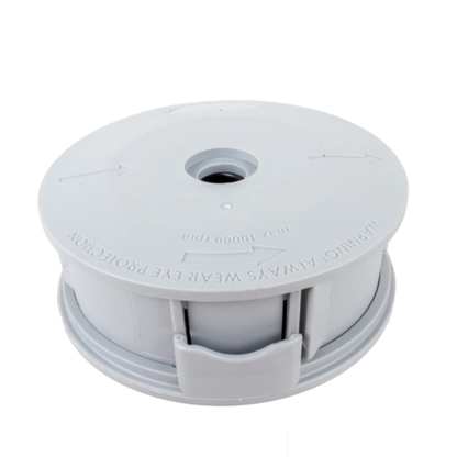 Testina universale Batti e Vai Ø120 mm per decespugliatore con inserto in metallo. Resistente, pratica e compatibile con molti modelli.