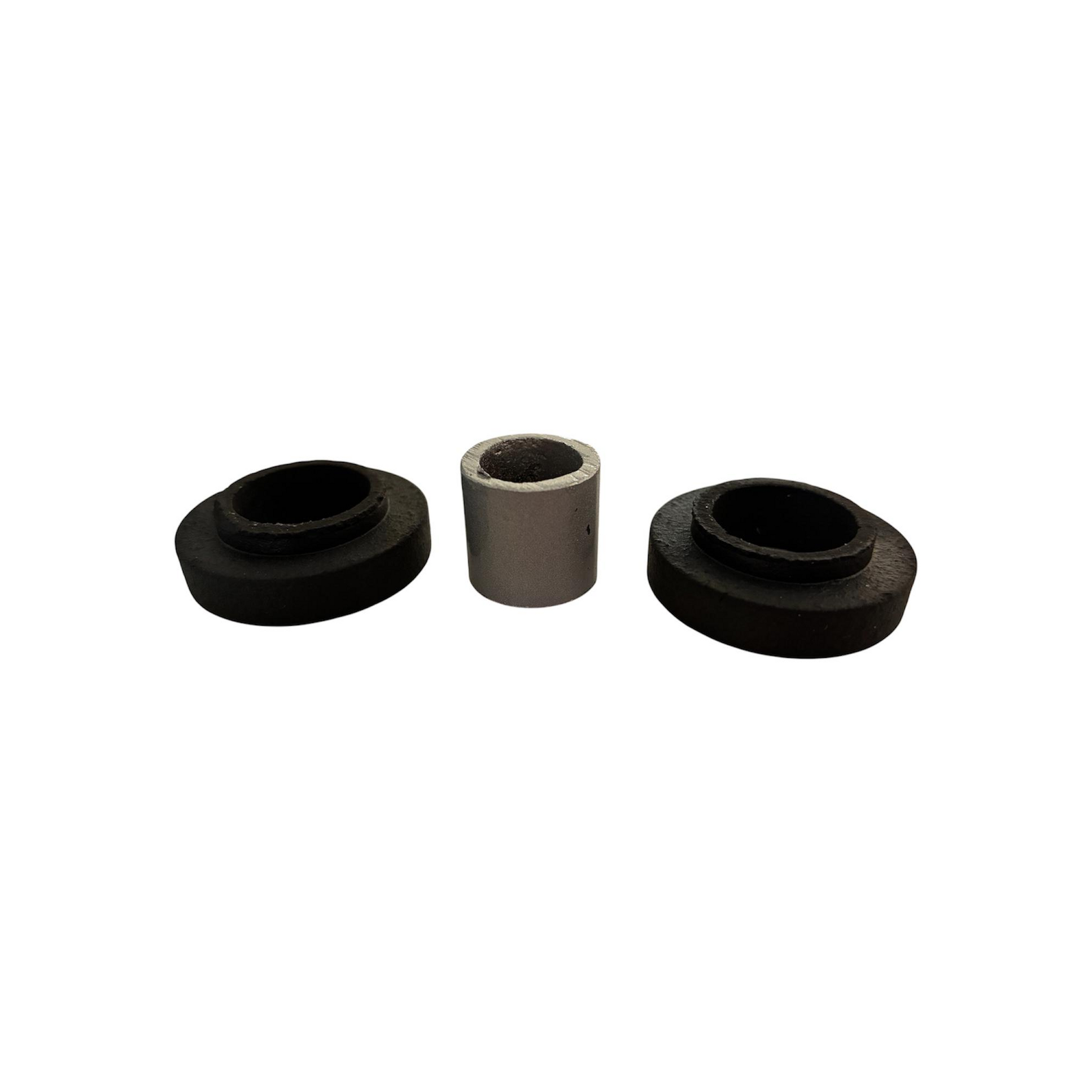 Kit guarnizione tampone fissaggio serbatoio carburante per trattori Fiat e New Holland. Compatibile con serie 90, T4, T5, TD5, TK e cingolati. Ricambio resistente e affidabile per impianto carburante.
